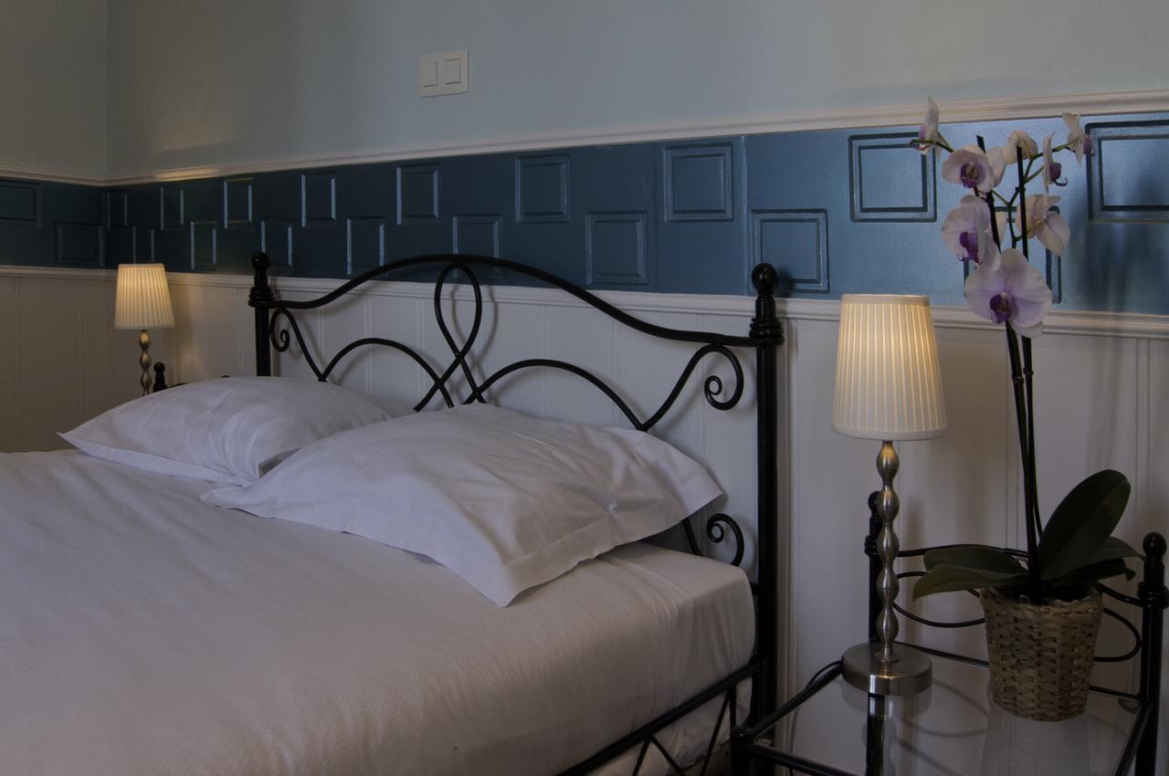 Hostel Lybeer Private Rooms Just For Two! Брюгге Экстерьер фото